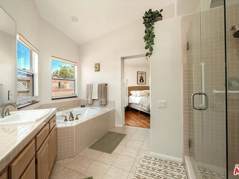 1256 Cravens Ln #3 — Photo 24