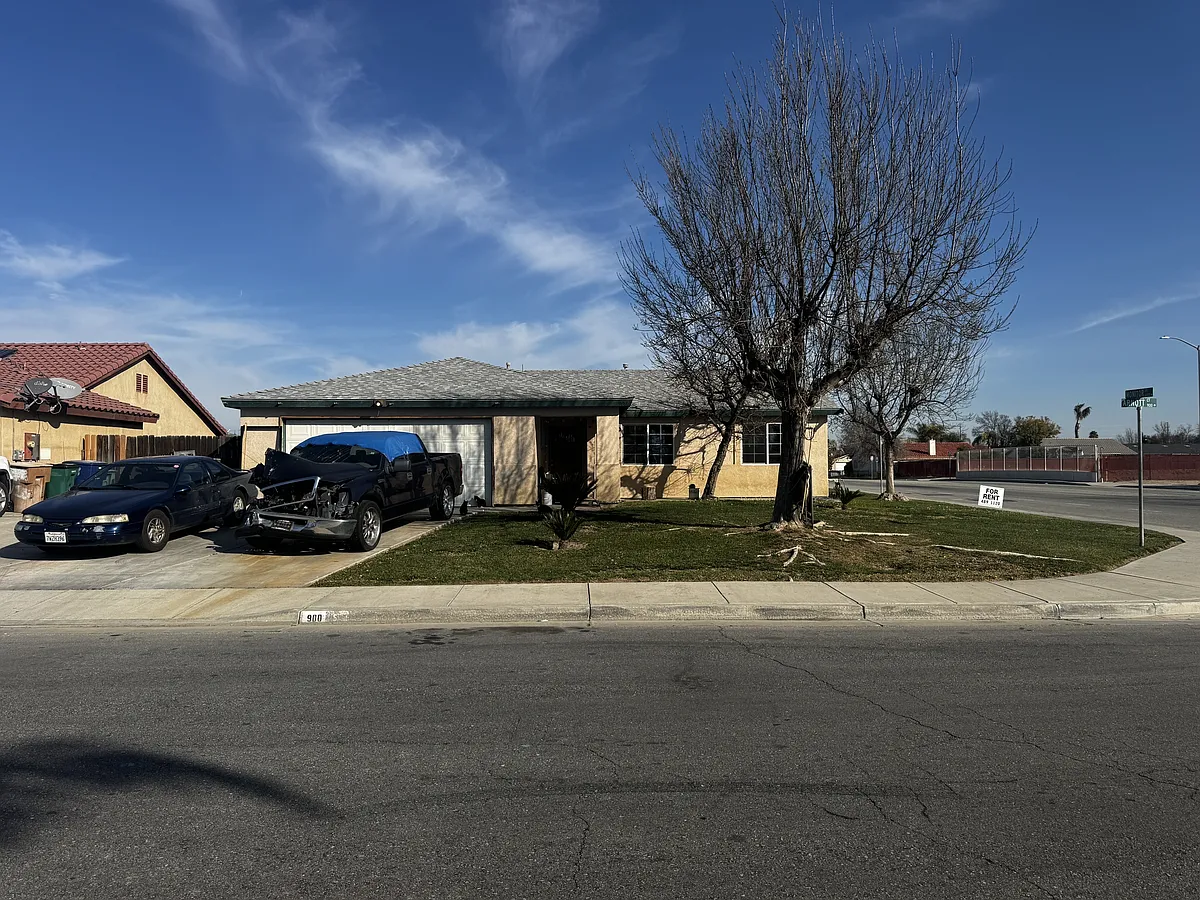 Building Photo - 900 Arnott Ct