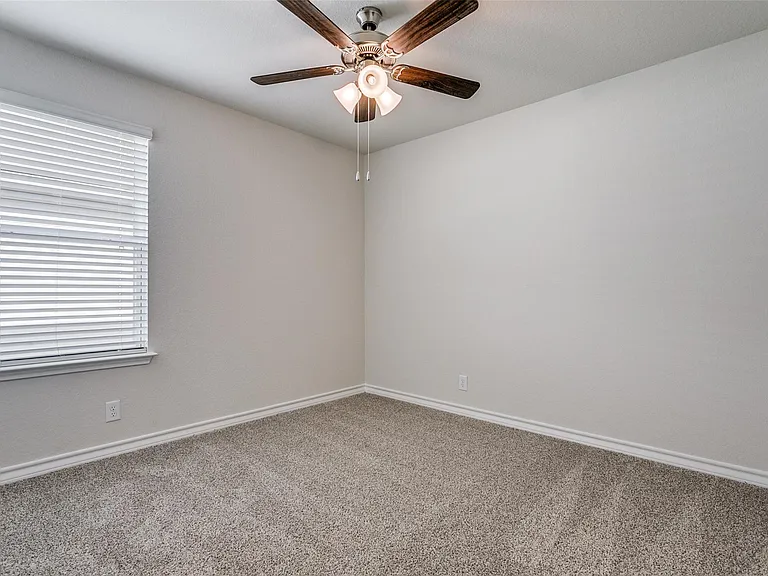 21042 Gravel Keep Dr — Photo 16