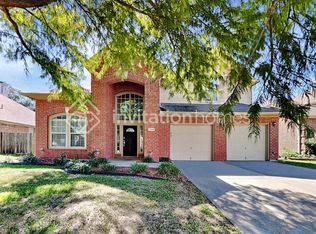 2124 Ballycastle Dr, Arlington, TX 76017