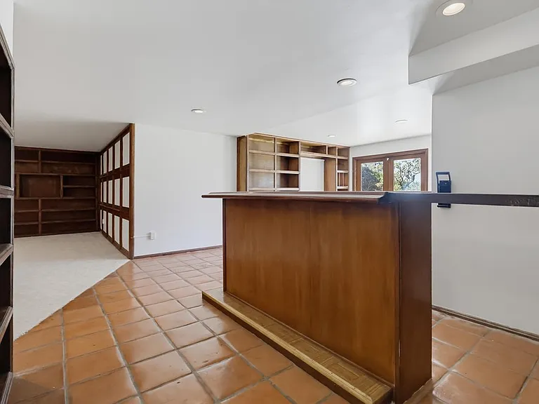 3488 Barhite St — Photo 46
