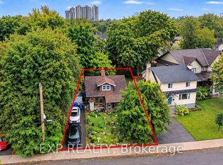 252 Cowley Ave, Ottawa, ON K1Y0H1