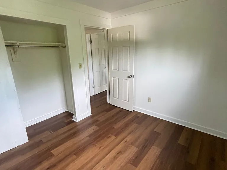 1500 E 25th Ave — Photo 8