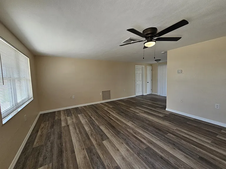 3330 Cantrell St — Photo 4