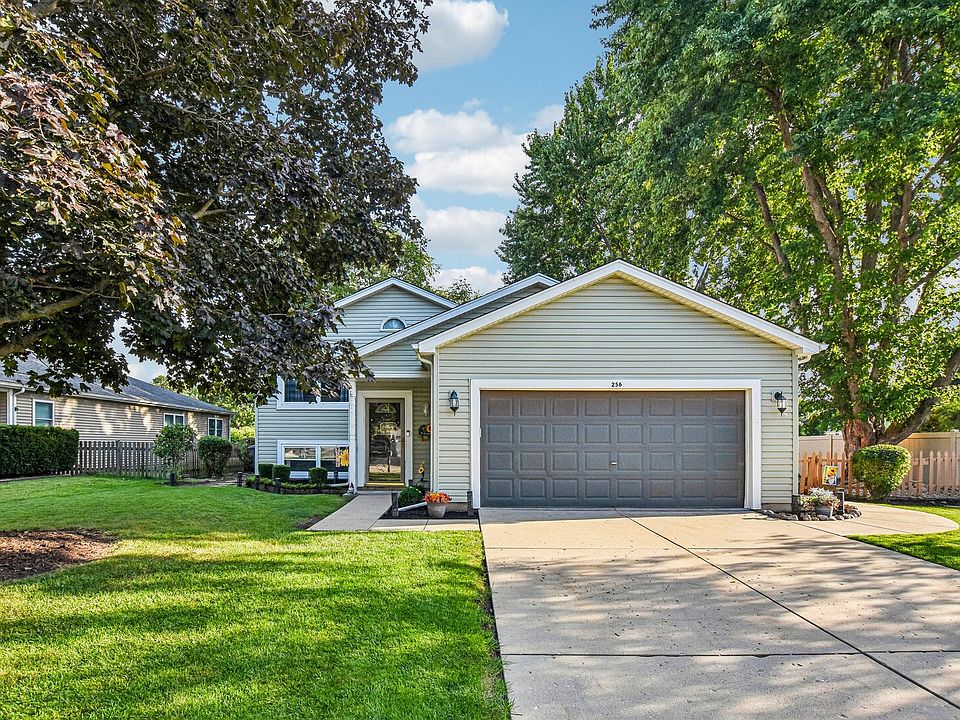 1st image of 256 Meadows Dr