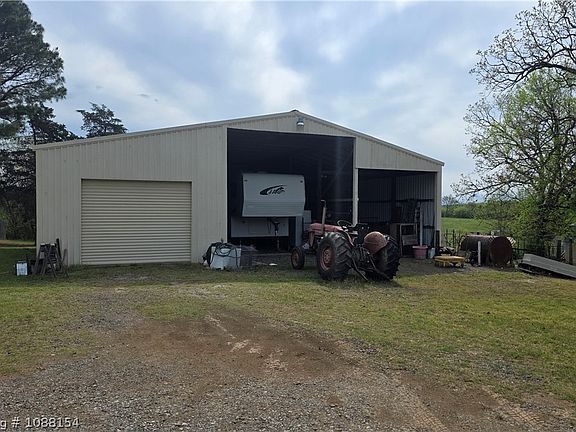 3rd image of 38114 Harmon Rd