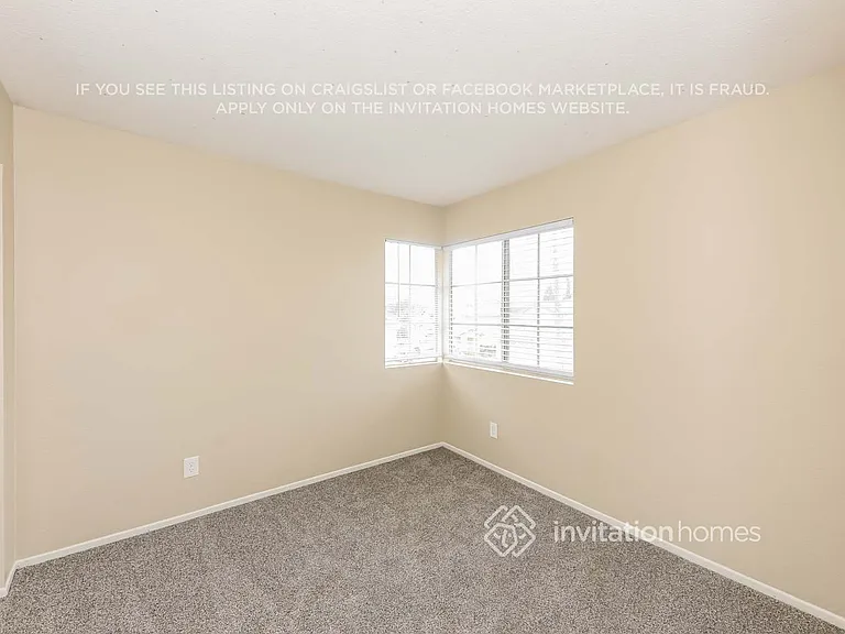11761 Malagon Dr — Photo 14