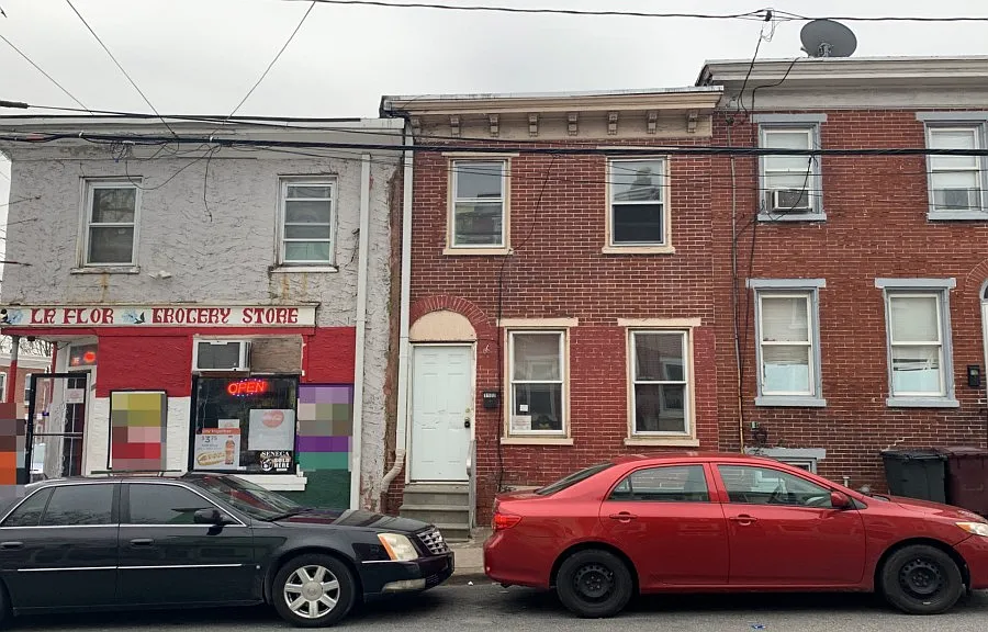 1102 W 2nd St photo 1