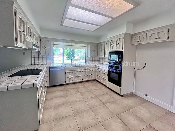 2nd image of 9193 N Fowler Ave