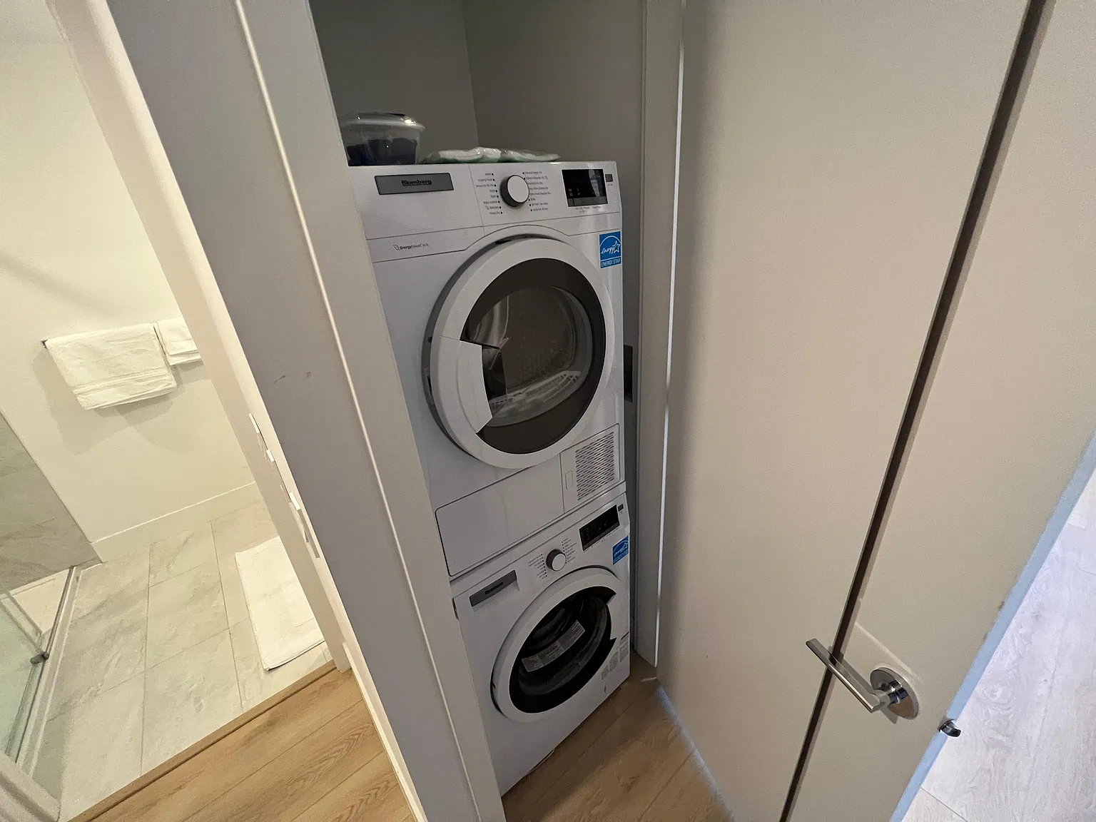 Studio, 428 sqft, $2,295 — Photo 3