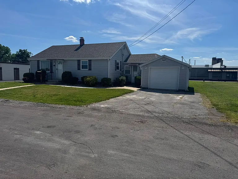 619 S Independence St — Photo 2