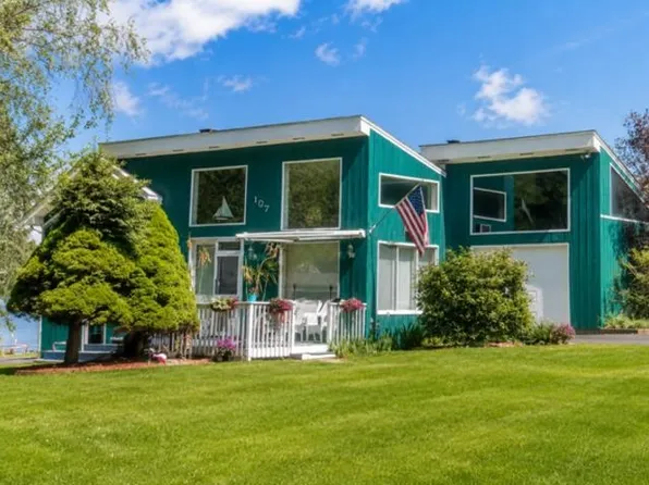 107 Shore Drive, Salem, NH 03079