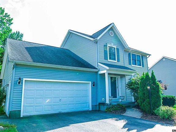 4th image of 422 Robert Dr