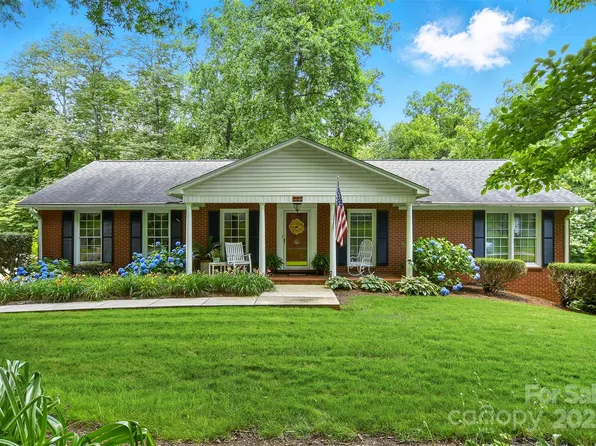 701 4th Ave NE, Conover, NC 28613
