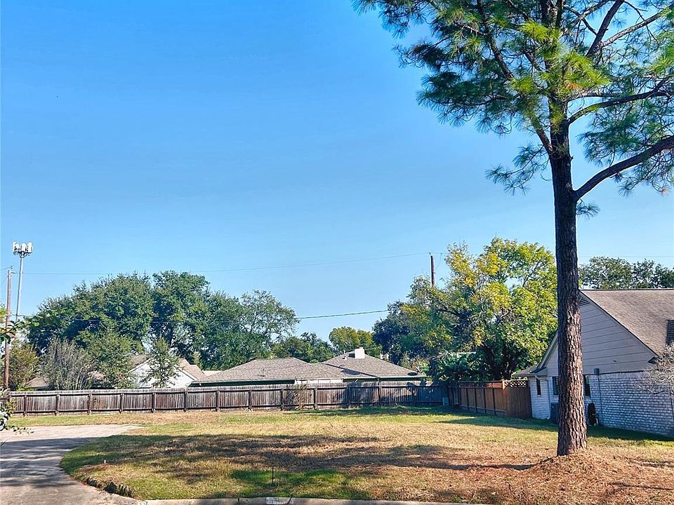 1st image of 9814 Kindletree Cir
