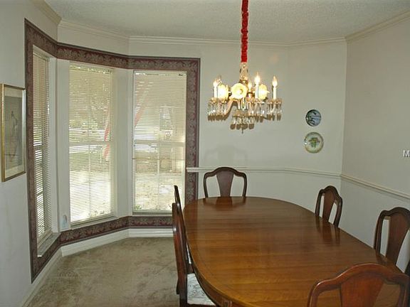 4th image of 2131 Country Side Dr