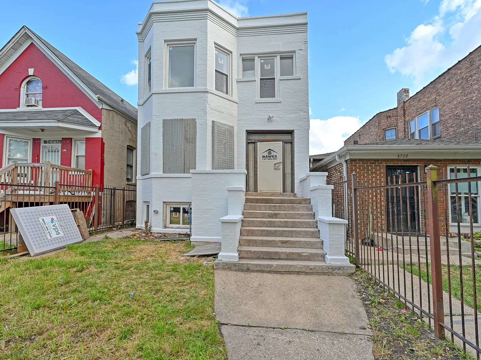 4 bed, 1000 sqft, $2,500 — Photo 2