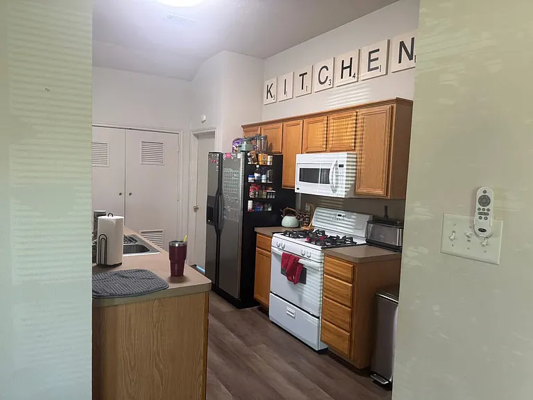 606 Harvest Dr — Photo 7