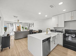 11000 Kinghurst Dr Unit 187, Houston, TX 77099