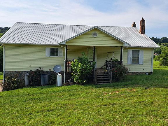 2nd image of 7991 Warrensburg Rd