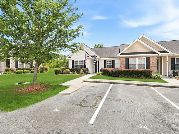 3rd image of 34 Rivermoor Court
