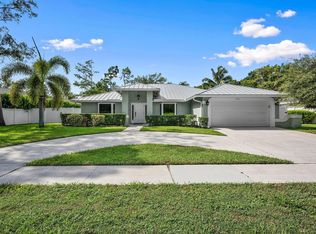 13724 Lilac Pl, Wellington, FL 33414