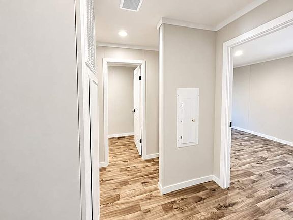 5th image of 225 Partridge Ln