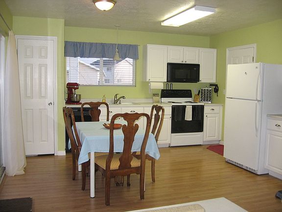 kitchen has new hardware and faucets.