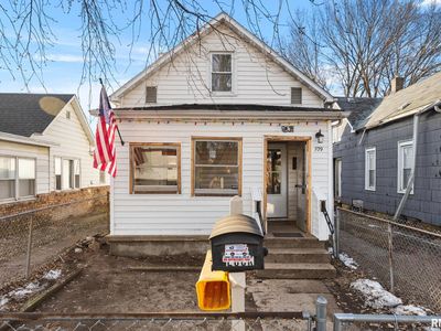 709 S 3rd St, Pekin, IL, 61554