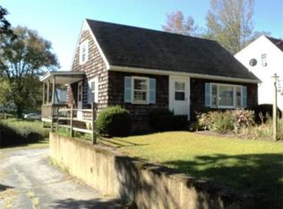 15 Bellevue Ave, Southbridge, MA 01550