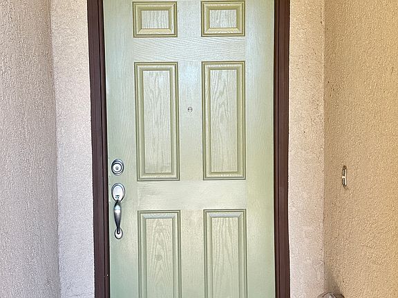 2nd image of 513 Tolman Way