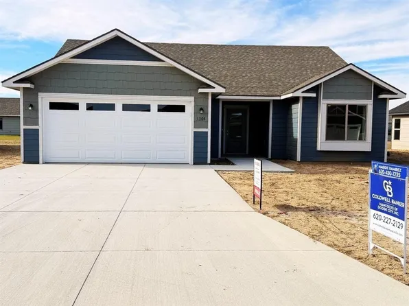 1303 Marboeuf Blvd, Dodge City, KS 67801