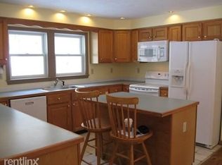 79 Valley Rd, Lunenburg, MA 01462