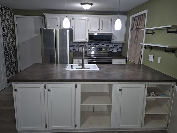5th image of 71 Snowberry Rd