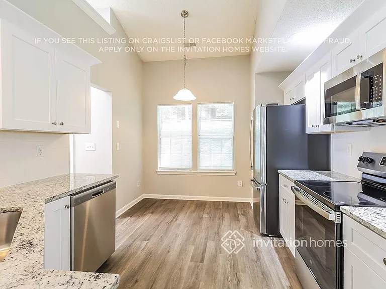 14736 Sapphire Ln — Photo 10