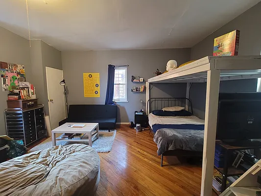 Rented by Highline Residential | media 3