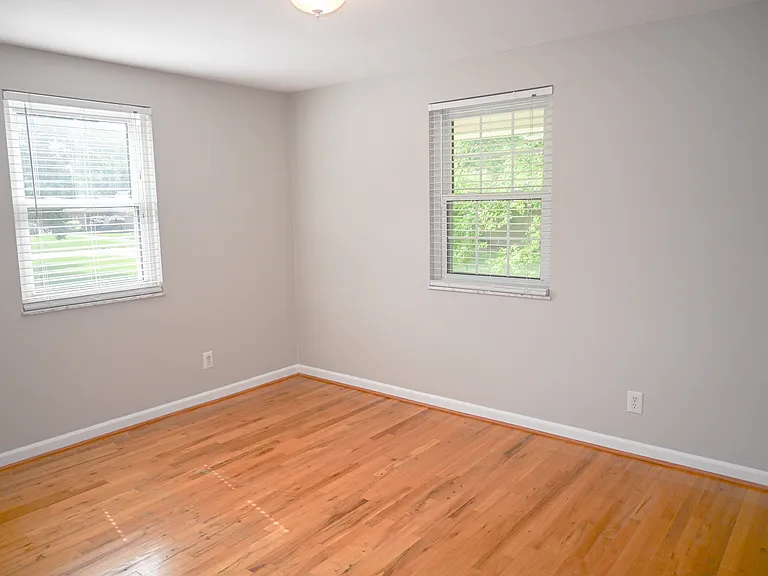 8152 Traverse Ct — Photo 9