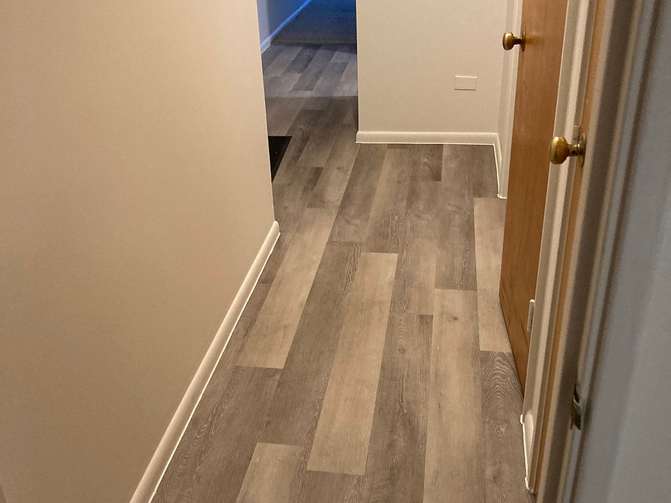 1st image of 17939 Lakeshore Blvd #105