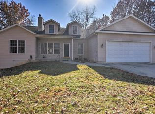 1961 Solar Ave, Decatur, IL 62526