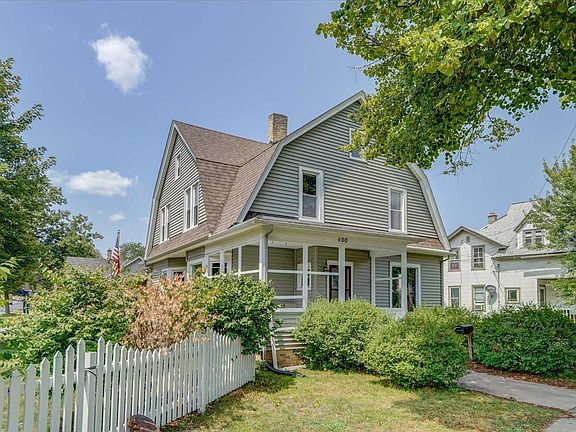 2nd image of 400 Dewey Ave