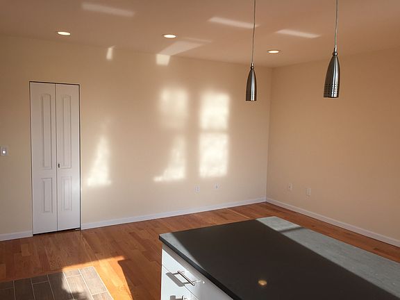 5th image of 25 W. Broadway #214