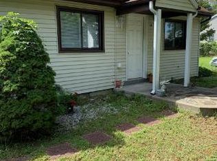 34 Ferry Ln, Toms River, NJ 08753