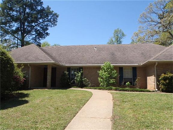 5th image of 3916 Timberwood Ln