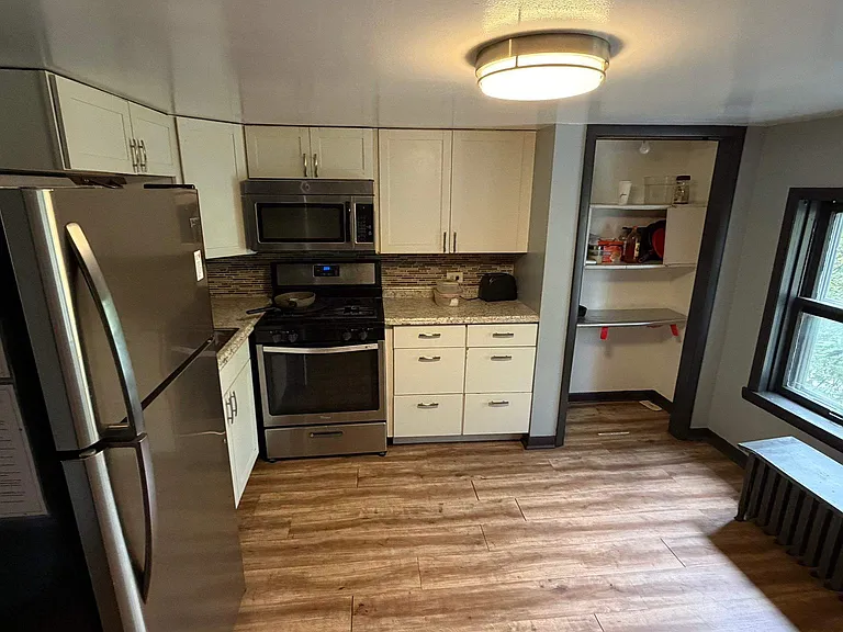 4757 S Paulina St #SRO-R1 — Photo 5