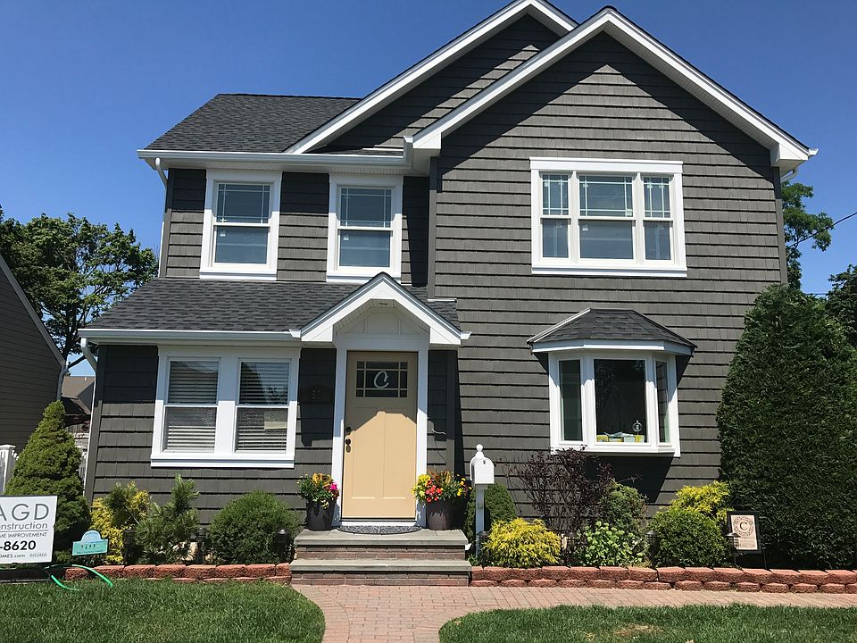 1st image of 52 Walnut Ave E
