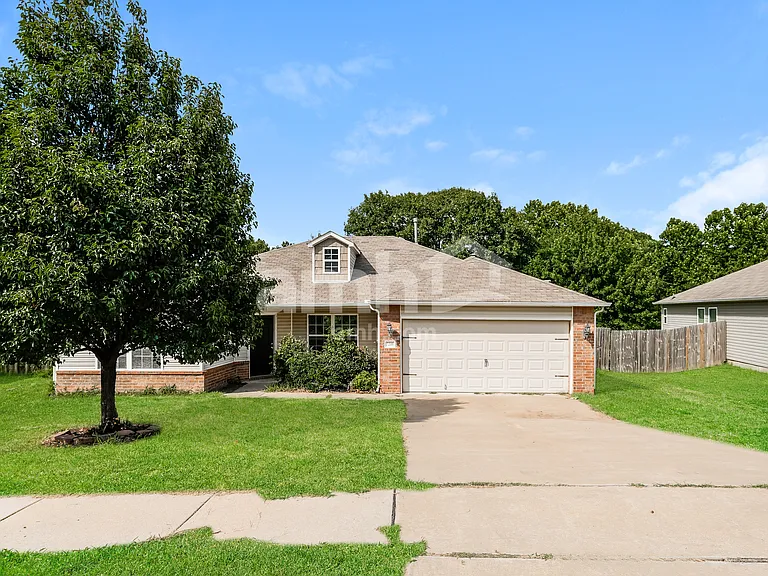 7209 S Elder Ave — Photo 1