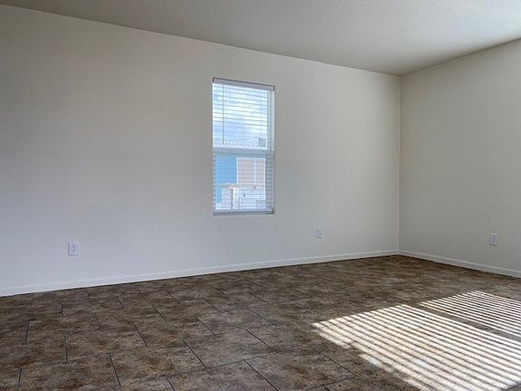 2nd image of 3833 N Fairview Ave #51