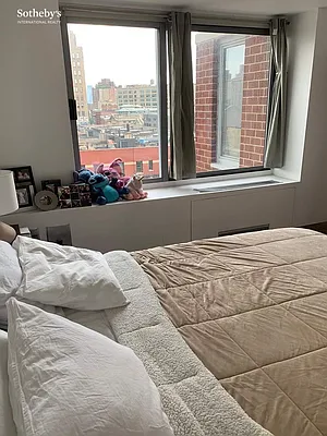 Rented by Sotheby's International Realty | media 17