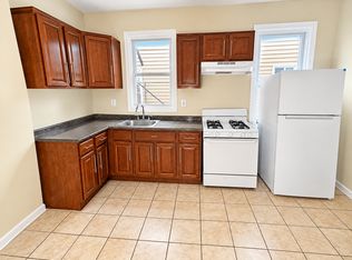 320 W Runyon St #3, Newark, NJ 07108