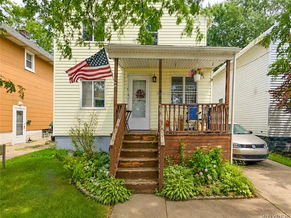 94 Spruce St, Lackawanna, NY 14218